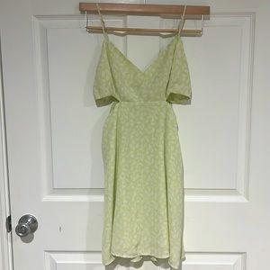 5 for $20! Abercrombie & Fitch Summer Vine Dress